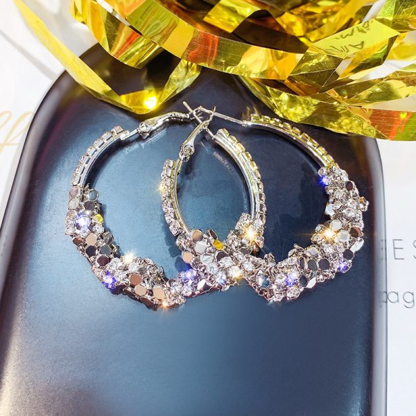 Exaggerated Circle Full Of Diamond Earrings Fashionable