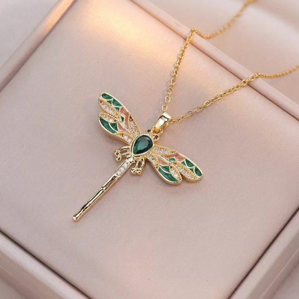 Women's Fashionable Colorful Dragonfly Pendant Necklace