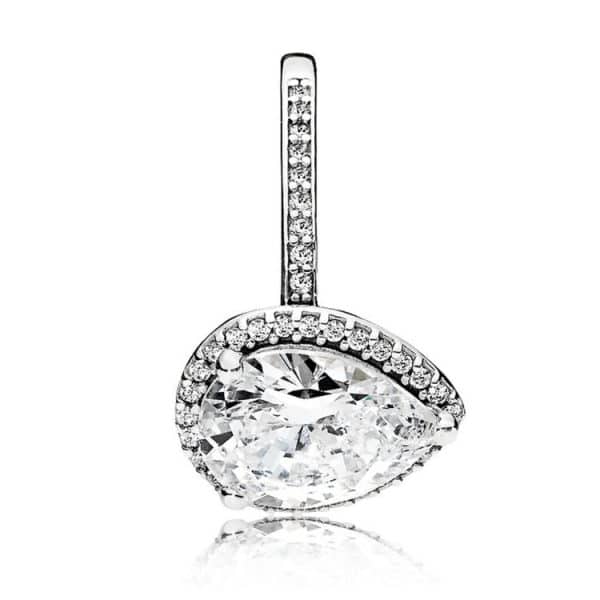 Pear-shaped center stone ring
