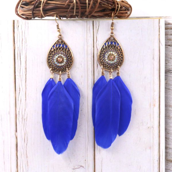 Drop-shaped long pendant