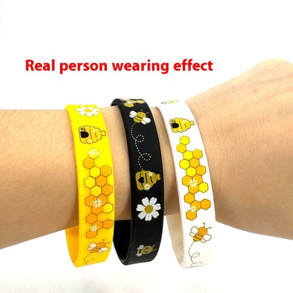 Little Bee Color Printing Cute Cartoon Pattern Silicone Bracelet