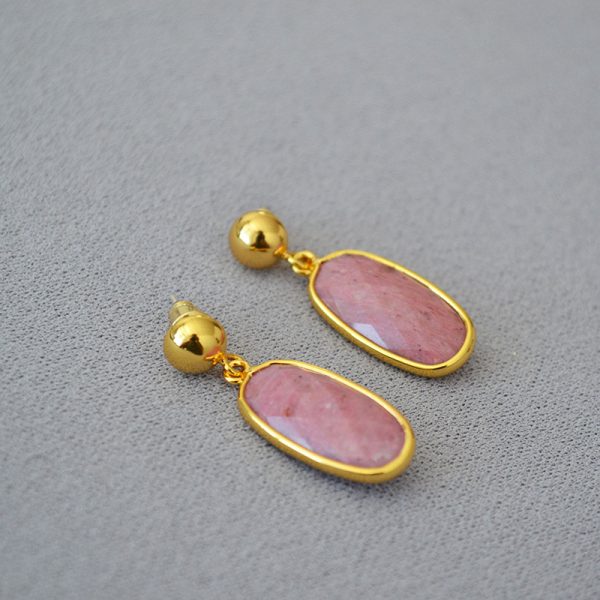 Oval Carved Real Stone Natural Stone Stud Earrings