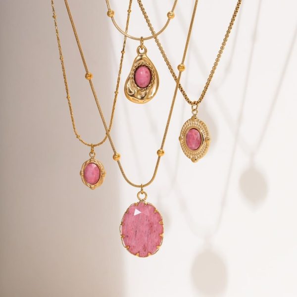 8ebdf933-98e6-44b1-b826-a5d8978eeecd_trans.jpeg Rhodochrosite 18K Gold Titanium Steel Necklace Women's Fashion All-match High Sense