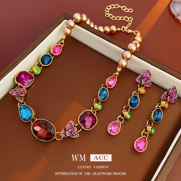 8fd313a3-b7b2-417b-98f0-7aff11fdb06c.jpg Retro High-grade French Color Diamond Water Drop Flower Earrings