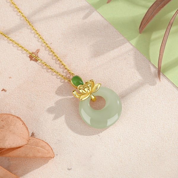 Hetian Jade Peace Buckle Necklace Women's Ancient Style High Sense