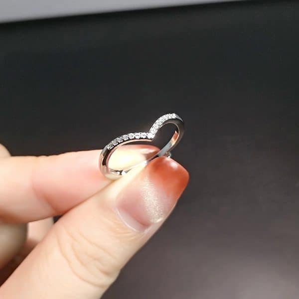 V-shaped Gang Drill Zircon Ring For Women