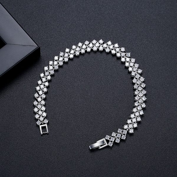 Copper Inlaid Zircon Crystal Bracelet Fashion Simple