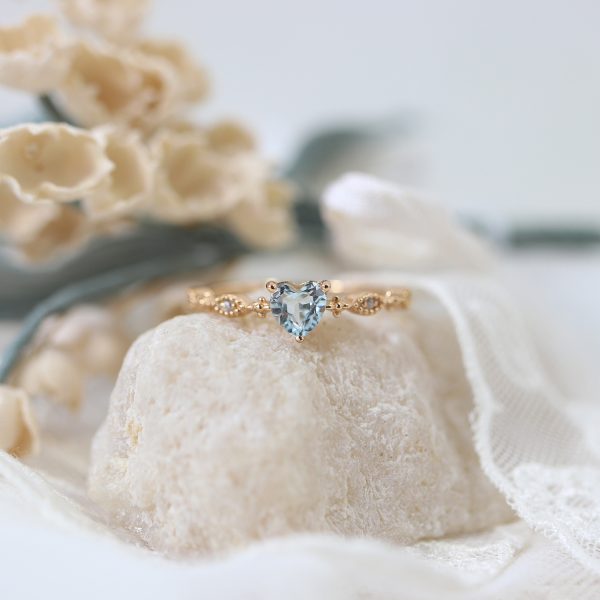 Fashion Sky Blue Glass Stone Love Heart Ring