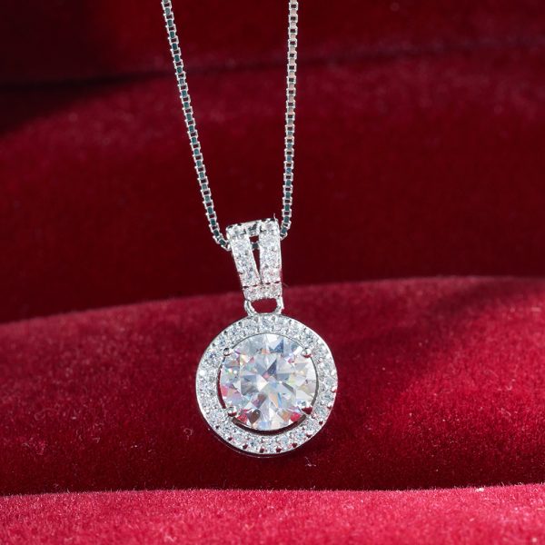 S925 Sterling Silver Moissanite Necklace Women's Light Luxury 1 Karat Round Full Diamond Clavicle Chain