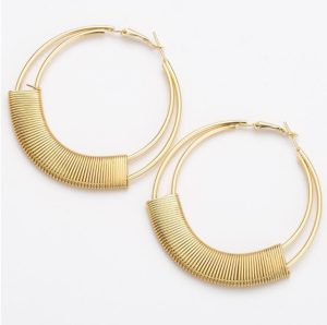 Twisted Diamond Geometric Circle Stud Earrings