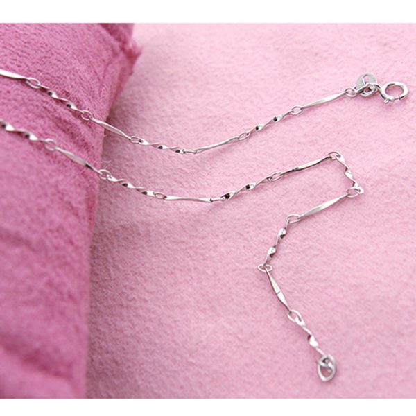 9d4dead1-aec0-45a2-a4bd-b7569c729e93.jpg S925 Sterling Silver Ornament Necklace Geometric