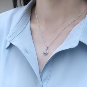 O1CN013nskZS2AkQz6bFX2P_1110428241-0-cib.jpg S925 Silver Inlay Moissanite Clavicle Chain Necklace
