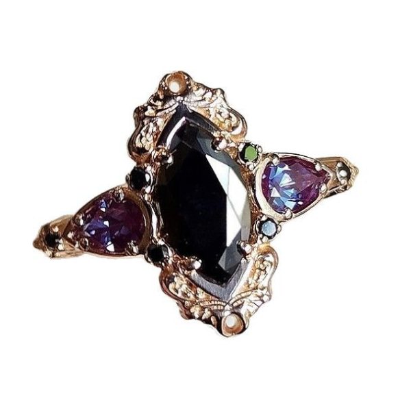 Rose Gold Inlaid Black Horse Eye Ring Mid-ancient Colored