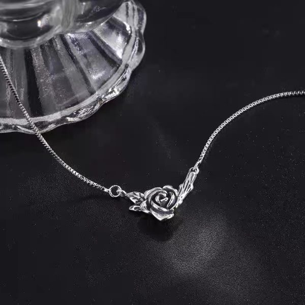 Retro Black Rose Necklace For Women