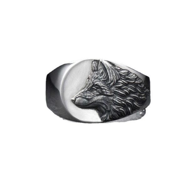 European And American Retro Domineering Wolf Shape