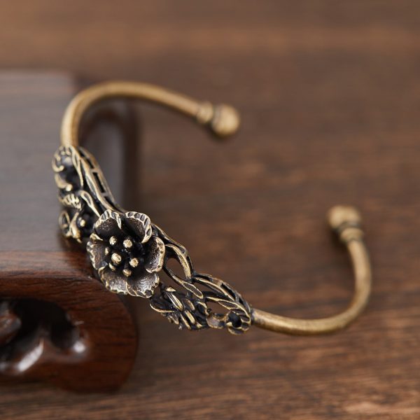 Women's Creative Personalized Metal Bracelet