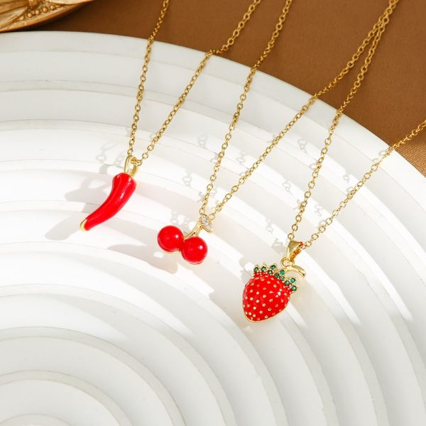 O1CN01NAkKZX1GiUo0J4QdI_2217036640656-0-cib.jpg Red Delicate Indie Cherry Strawberry Pepper Necklace