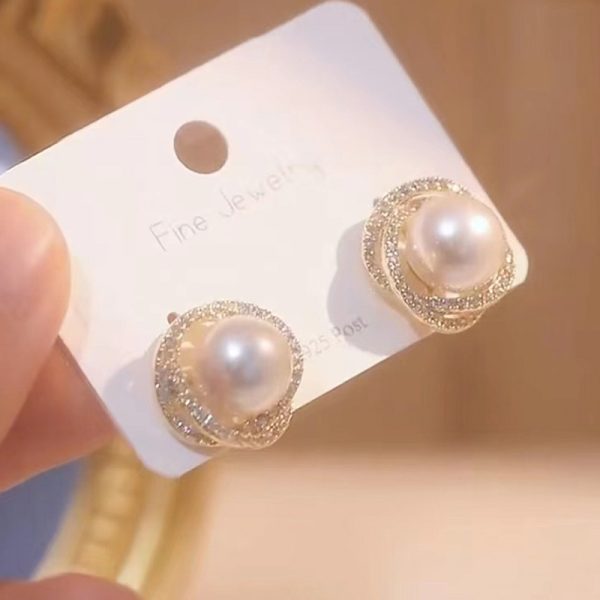 Women's Pearl Diamond Temperament Wild Necklace