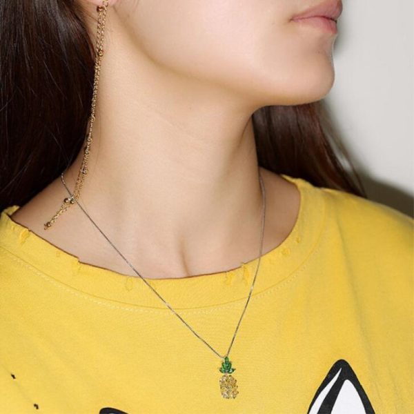 O1CN01aav4Aj1yjGHga82J0_2212473986614-0-cib.jpg Korean Fashion Fruit Pineapple Diamond Elegant Necklace