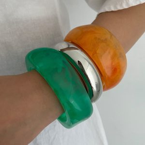 Female Retro Exaggerated Irregular Dyed Resin Bracelet