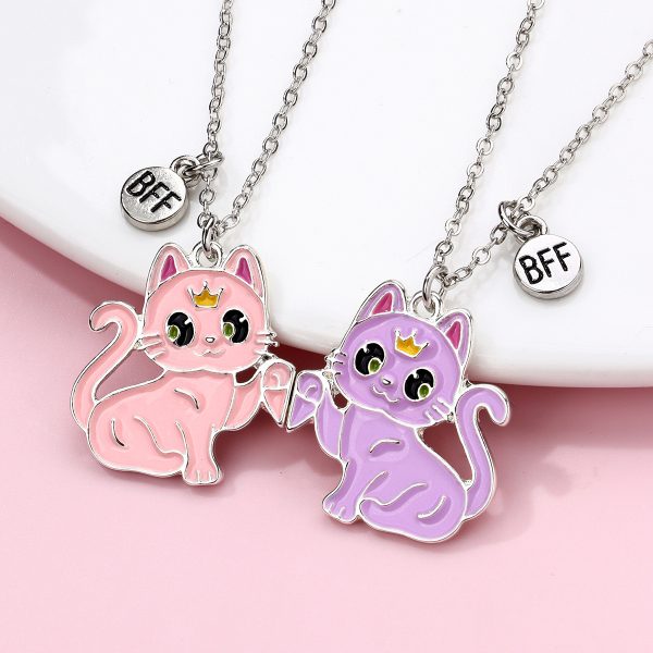 Cat Magnetic Sweet Cartoon Girl Pendant Clavicle Necklace