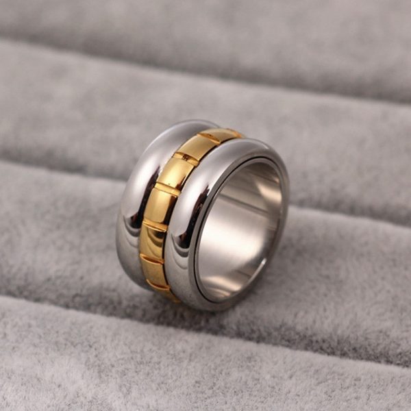 Ultra-wide Titanium Steel Knuckle Tail Can Be Rotatable Ring