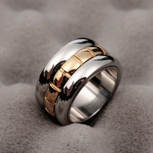 Ultra-wide Titanium Steel Knuckle Tail Can Be Rotatable Ring