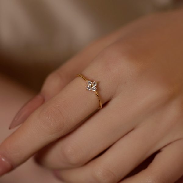 Diamond Four-leaf Clover Ring Female Gold Plated High-grade Closed Mouth