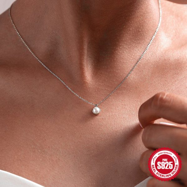 Women's Fashion Personality Pearl Pendant Necklace