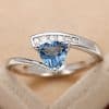 Women's Twisted Arm Micro-inlaid Blue Black Zircon Ring