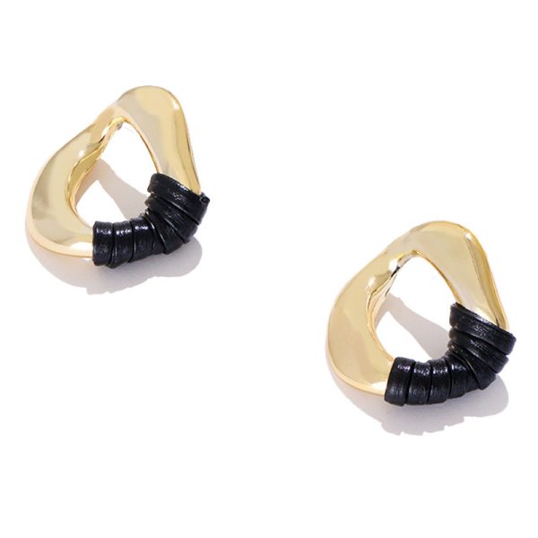 Earrings Female Ins Design Winding Irregular Circle Earrings