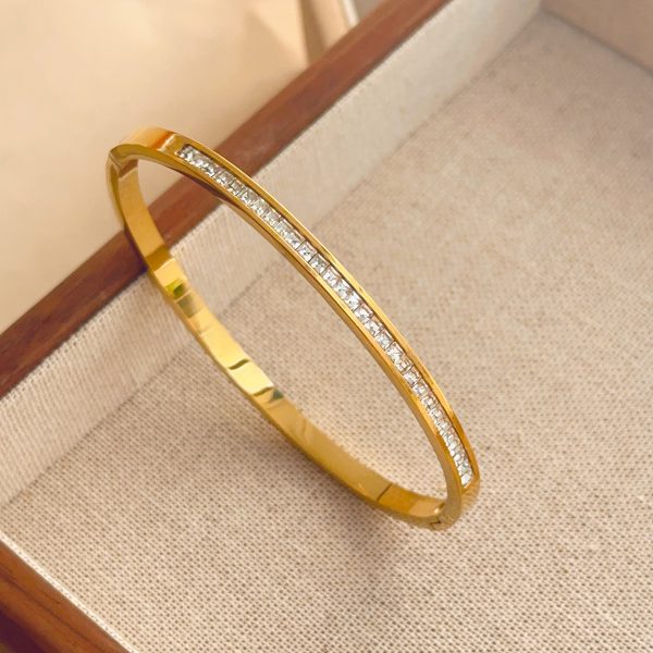 Mid-ancient Light Luxury Zircon Bracelet Niche Temperament Women