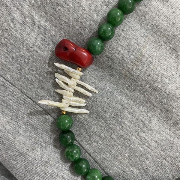 Natural Stone Baroque Pearl Necklace