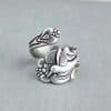 Fashion Retro Flower Shaped Ring