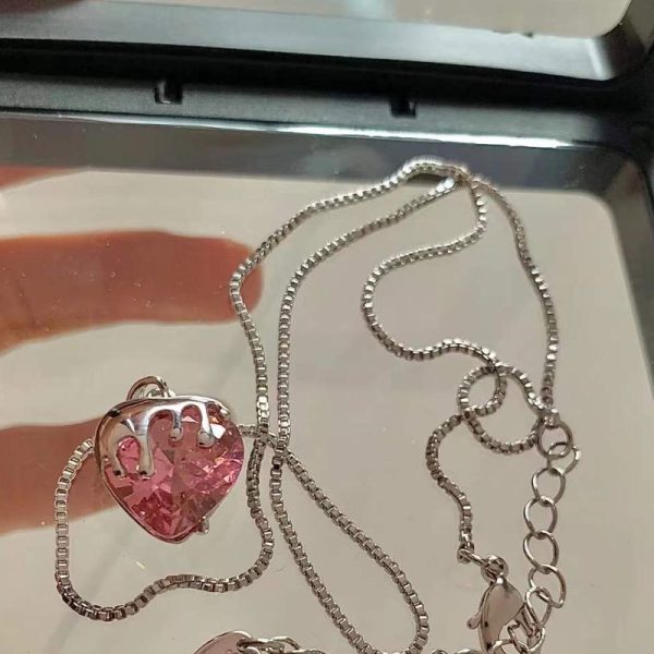 Strawberry Love Necklace Female S925 Sterling Silver
