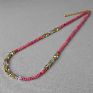 Women's Retro Versatile Fashion Beaded Necklace