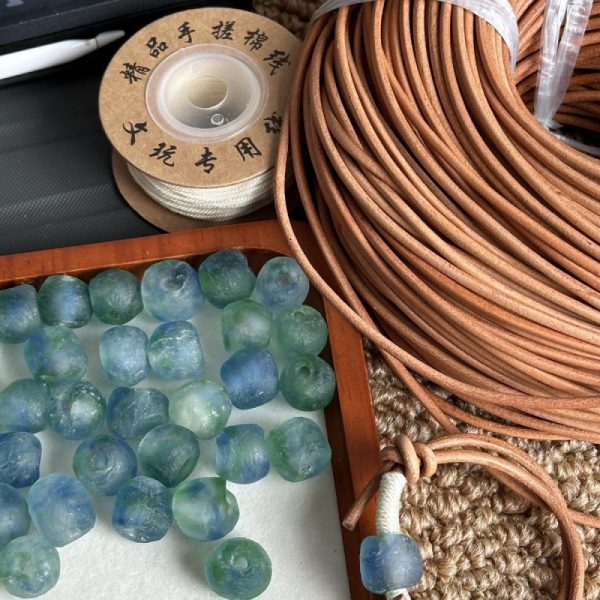 Men's And Women's Glaze Crushed Ice Leather Hand Rope
