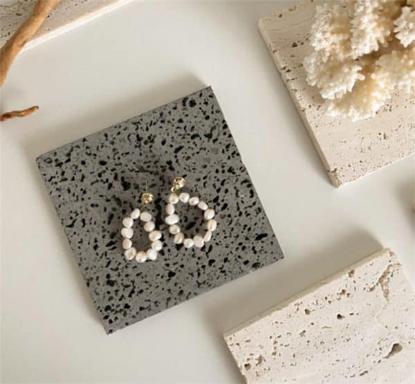 Super Beautiful Cave Stone Ins Wind Jewelry Display Props Beige Stone Cushion