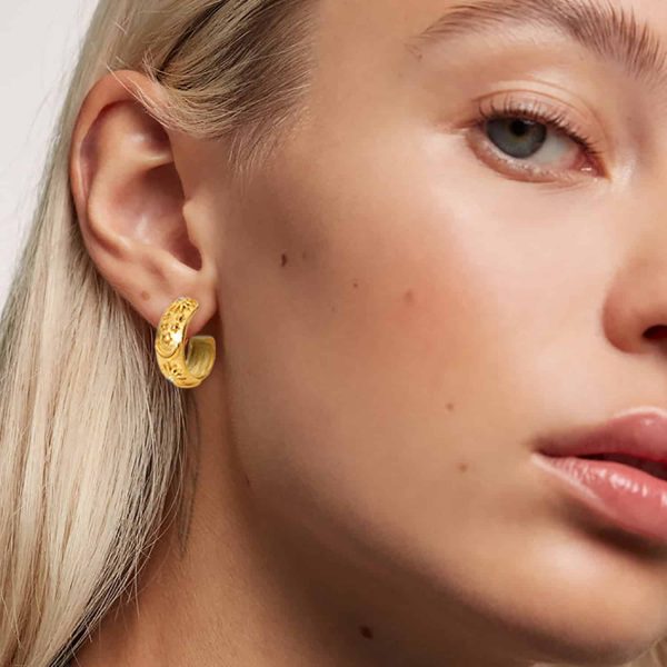 Women's Fashionable Diamond-set Stainless Steel Earrings