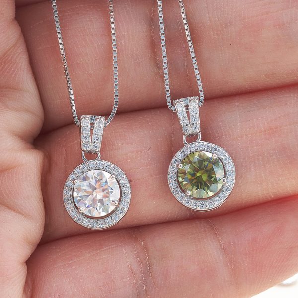 S925 Sterling Silver Moissanite Necklace Women's Light Luxury 1 Karat Round Full Diamond Clavicle Chain