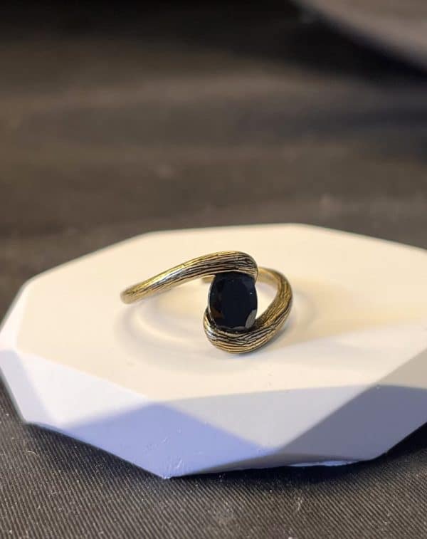 Brushed Diamond Colored Gems Zircon Ring Advanced Design Sense