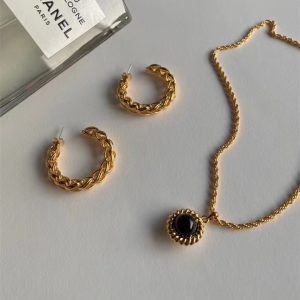 Fashion Jewelry New Niche Round Retro Circle Bracelet Necklace