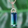 b3790d00-bb1a-416e-ae68-e8eea7352a94.jpg Light Extravagant Love Heart Diamond Square Pendant Necklace