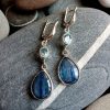 Drop-shaped Blue Gem Earrings