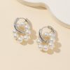 Pearl And Circle Design Fashion Earrings