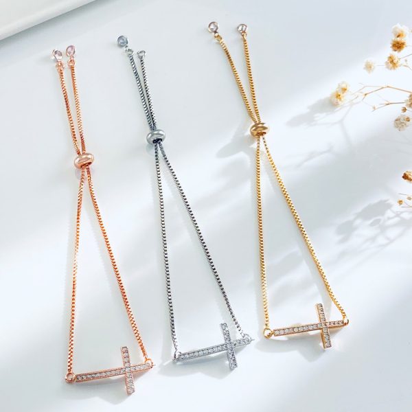Women's Diamond Pull-out Cross Bracelet