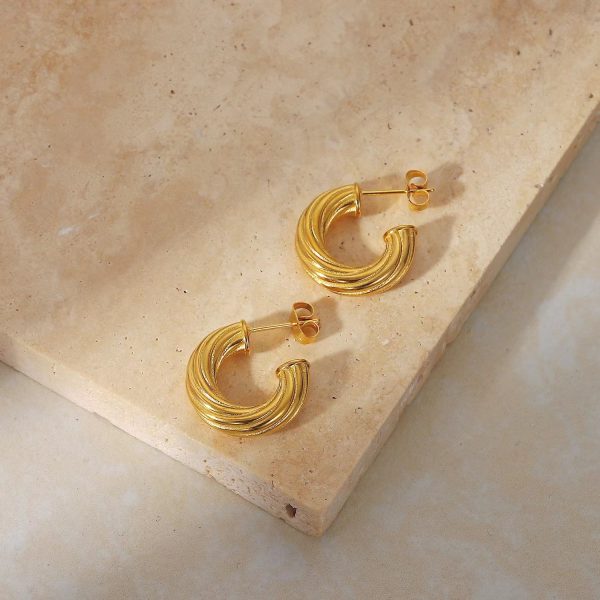 New Style Exaggerated Circle Earrings Women