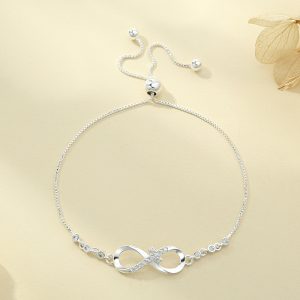 Diamond Studded Pull-out Bracelet With Infinite 8-shaped Design