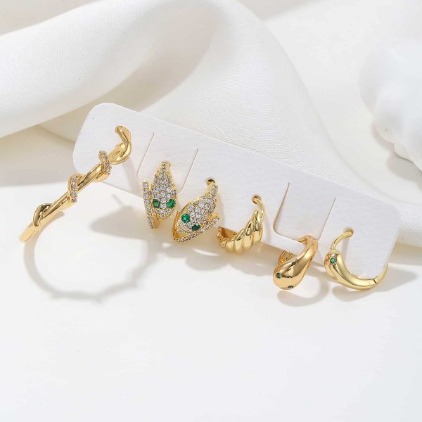 ba249047-c3e5-4503-a950-00ab38d53a5f.jpg Light Luxury Snake Shaped Earring Set