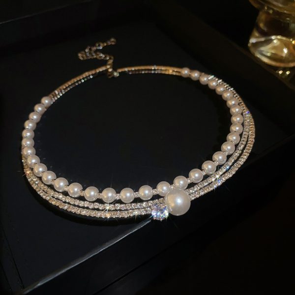 bca6626c-55ba-4b81-a579-69b305c95d6f.jpg Round Curved Necklace Exaggerating Collarbone Necklace
